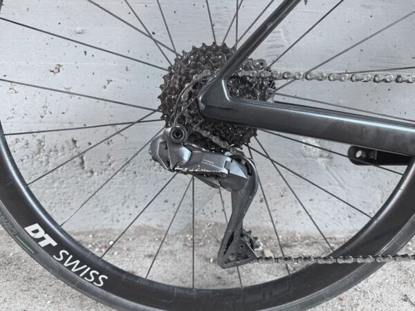 Bmc Teammachine SLR01 Ultegra Di2 12v taglia 58 - immagine 3