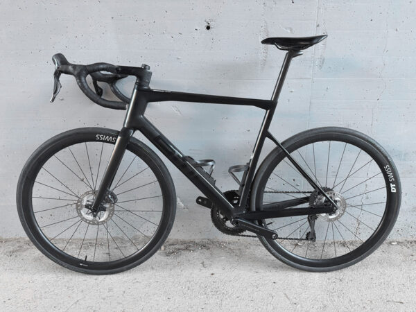 Bmc Teammachine SLR01 Ultegra Di2 12v taglia 58 - immagine 2