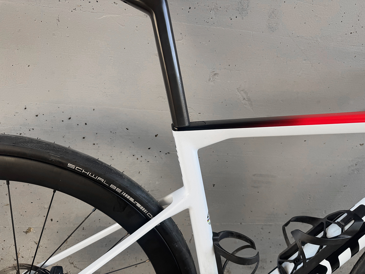 Bmc Teammachine SLR01 Sram Force AXS taglia 51 - immagine 5