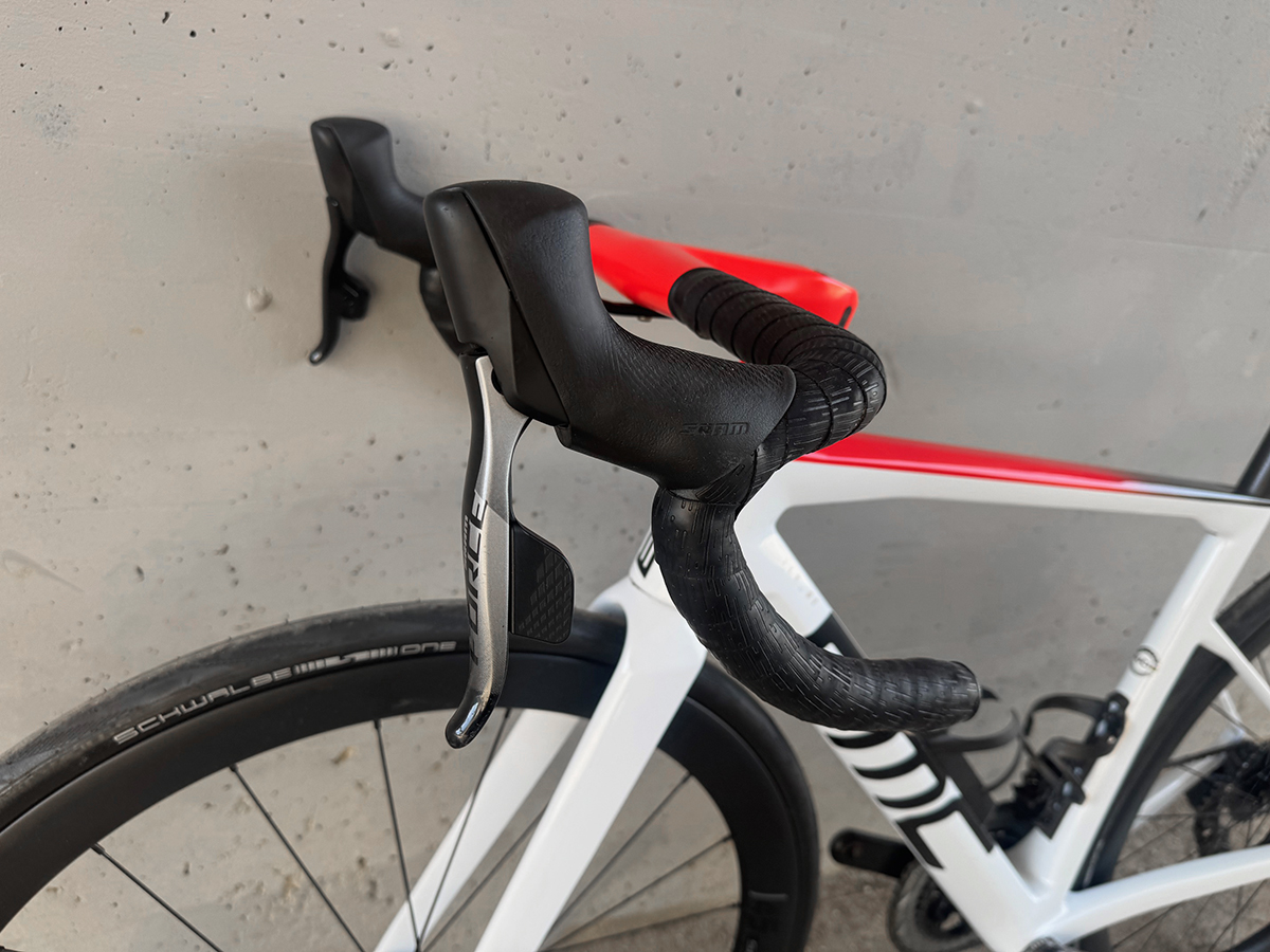 Bmc Teammachine SLR01 Sram Force AXS taglia 51 - immagine 8