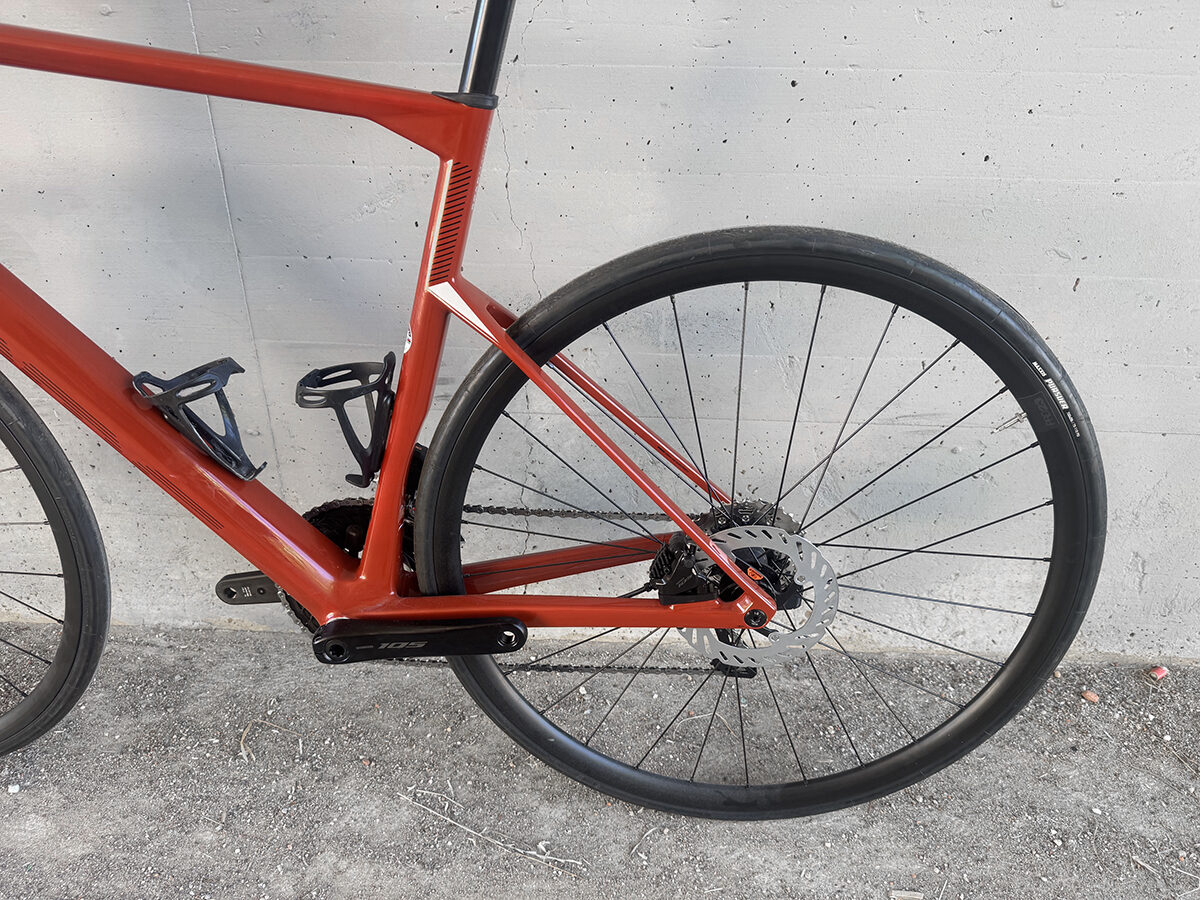 BMC Roadmachine One taglia 56 - immagine 6